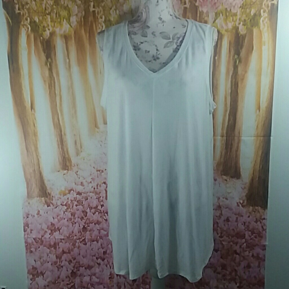 Generous fit tank